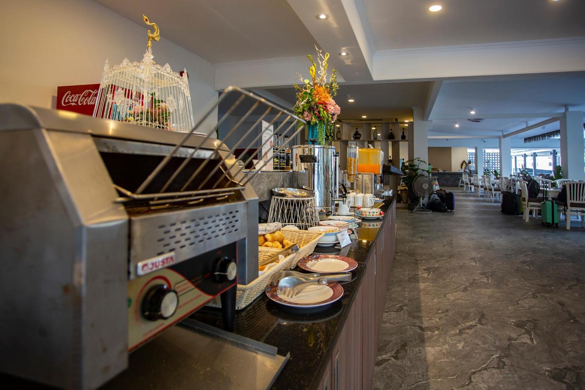 Sabai Sabana Hotel Pattaya Ngoại thất bức ảnh